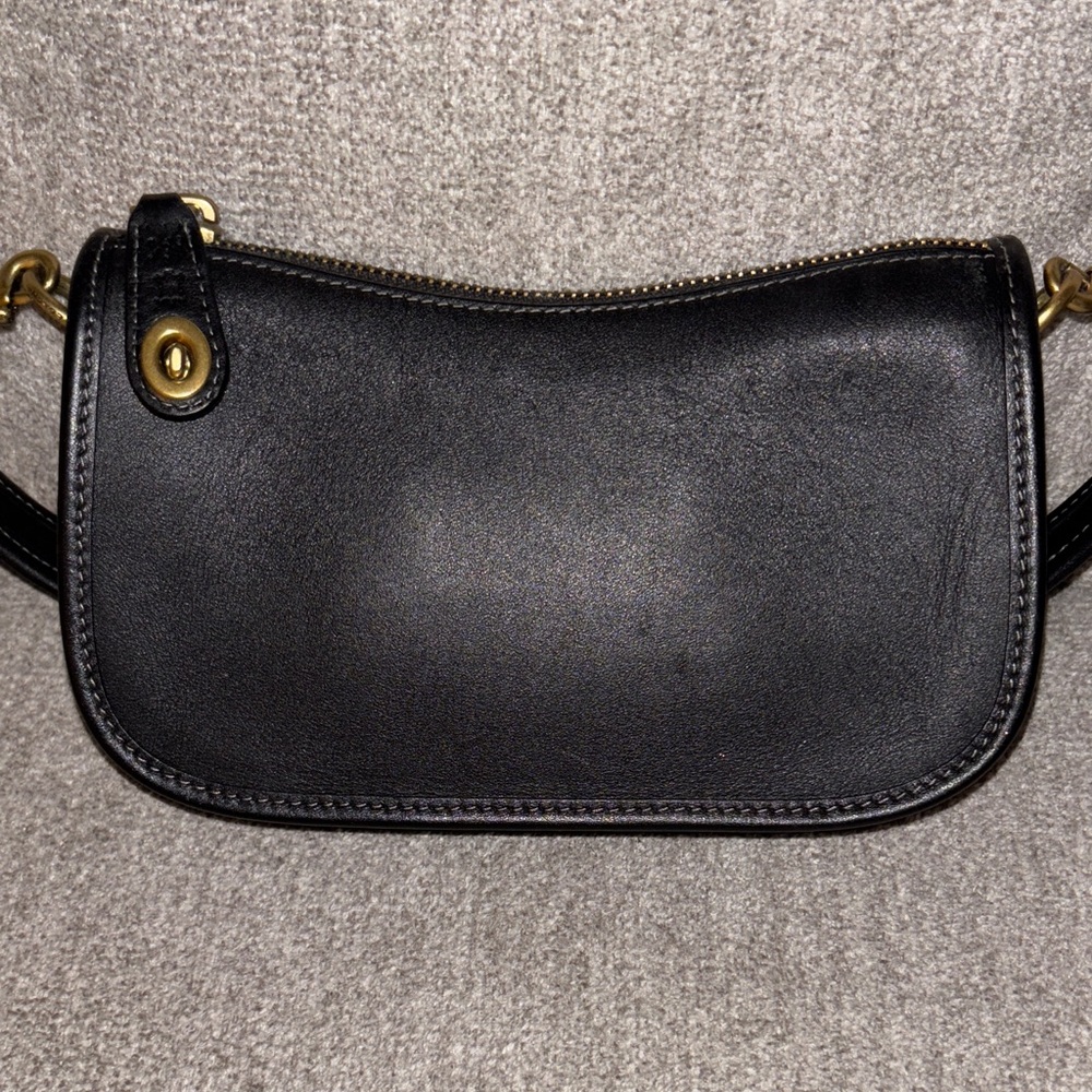 Coach Swinger Bag 20 In Black - Picture 3 of 7